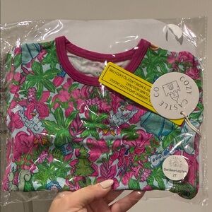 Cozy Castle Co.  Lily Pulitzer/ hidden Disney characters Bamboo PJs size 2T NWT